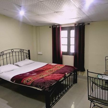 Hotel Gulmarg Mussoorie Ngoại thất bức ảnh